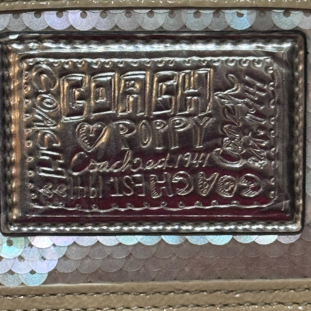 Coach poppy iridescent pearl, Sequin Shoulder Bag - Picture 8 of 15